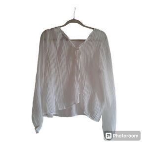 Lulu's Upscale Moment Ivory Chiffon Pleated Balloon Sleeve Top